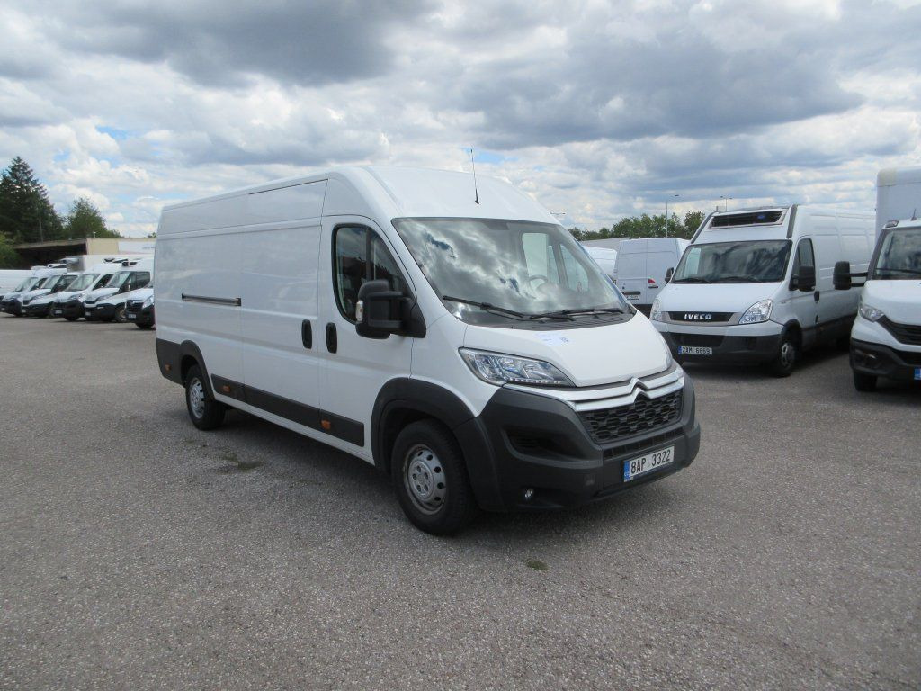 Citroën Jumper L4H2 - Furgon: 3 kép. Citroën Jumper L4H2 - Furgon: 3 kép.