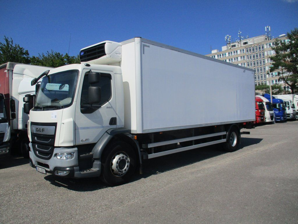 DAF LF 18.260 DAF LF 18.260 Xarios 600 - Hűtős teherautó: 1 kép. DAF LF 18.260 DAF LF 18.260 Xarios 600 - Hűtős teherautó: 1 kép.