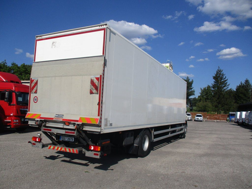 DAF LF 18.290 - Dobozos felépítményű teherautó: 4 kép. DAF LF 18.290 - Dobozos felépítményű teherautó: 4 kép.