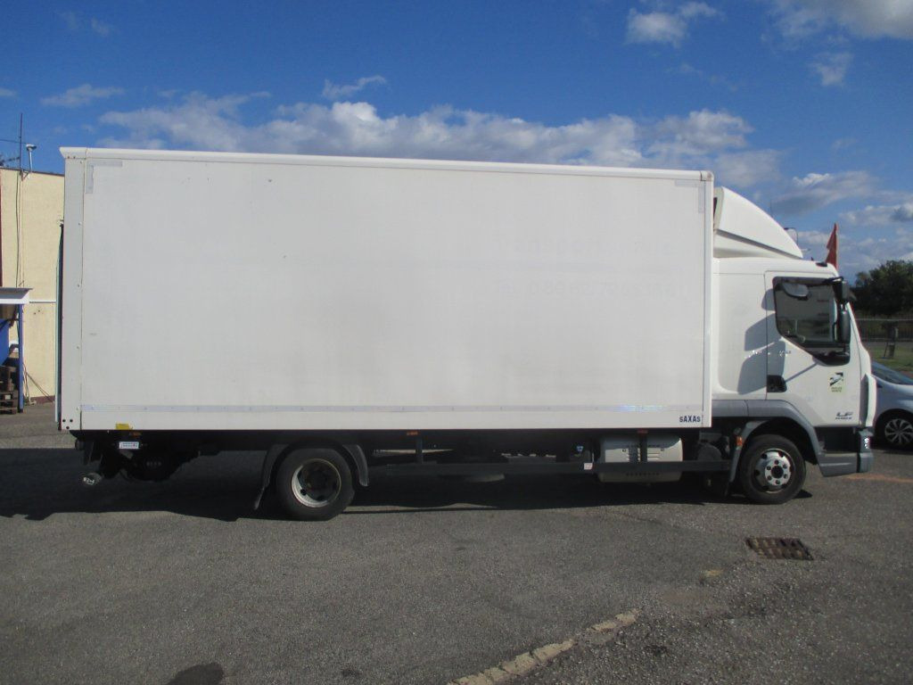 DAF LF 180 mit LBW - Dobozos kisteherautó: 4 kép. DAF LF 180 mit LBW - Dobozos kisteherautó: 4 kép.