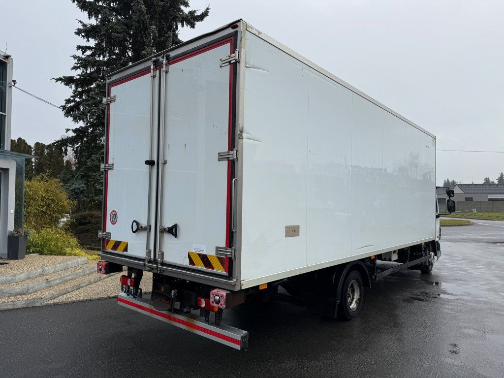 DAF LF45.220 EURO 5 ThermoKing NOT WORKING - Hűtős teherautó: 4 kép. DAF LF45.220 EURO 5 ThermoKing NOT WORKING - Hűtős teherautó: 4 kép.