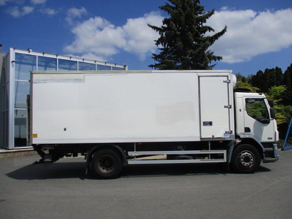 DAF LF55.220 EURO 4 Carrier - Hűtős teherautó: 3 kép. DAF LF55.220 EURO 4 Carrier - Hűtős teherautó: 3 kép.