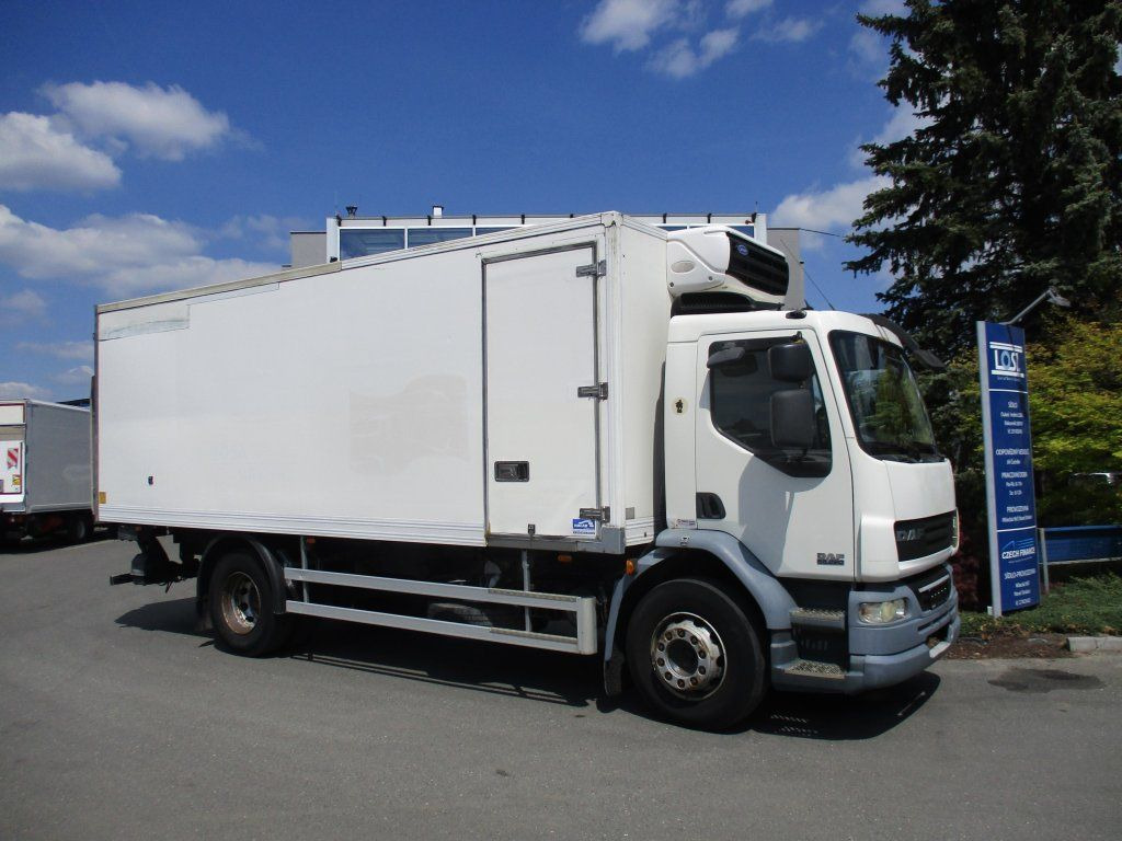 DAF LF55.220 EURO 4 Carrier - Hűtős teherautó: 2 kép. DAF LF55.220 EURO 4 Carrier - Hűtős teherautó: 2 kép.