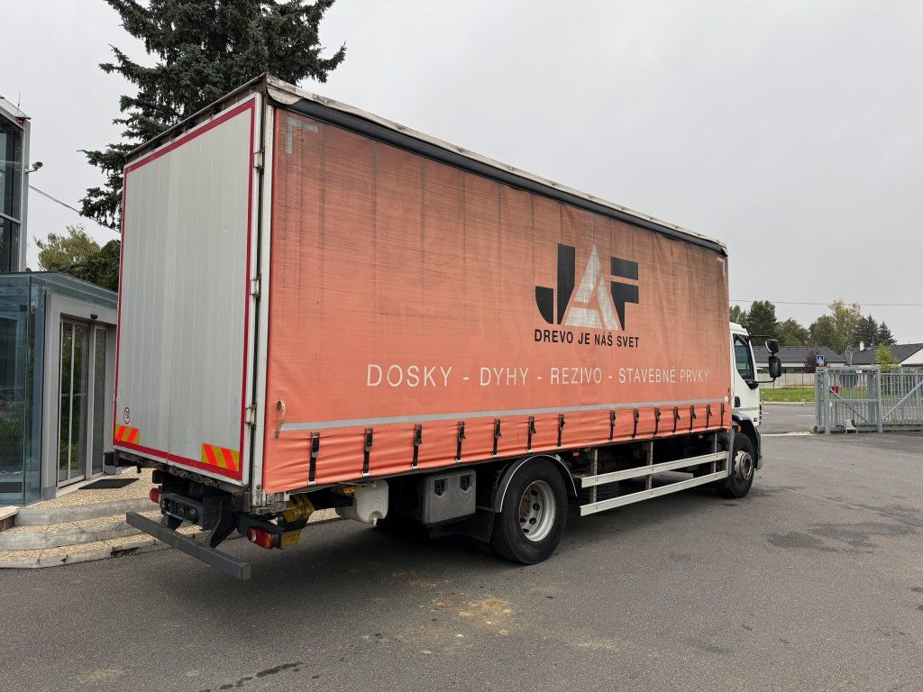 DAF LF55.250 EURO 4 - Ponyvás teherautó: 4 kép. DAF LF55.250 EURO 4 - Ponyvás teherautó: 4 kép.