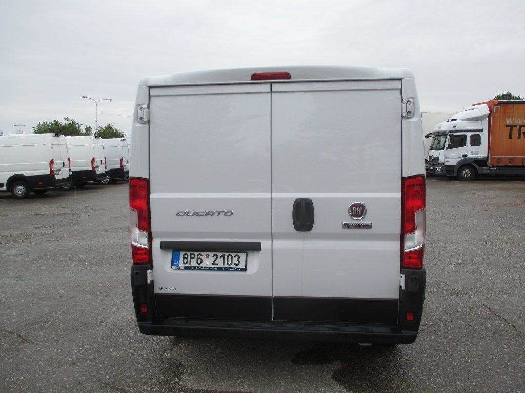 Fiat Ducato L1H1 - Furgon: 3 kép. Fiat Ducato L1H1 - Furgon: 3 kép.