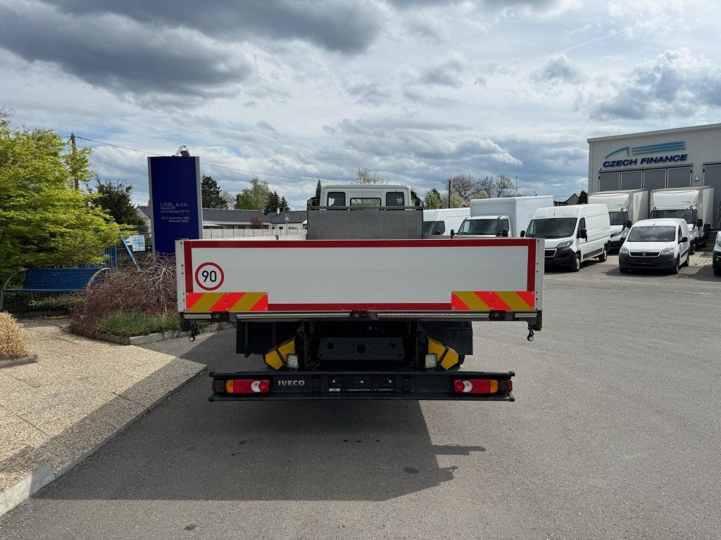 Iveco 150E25 EURO 6 - Platós teherautó: 5 kép. Iveco 150E25 EURO 6 - Platós teherautó: 5 kép.