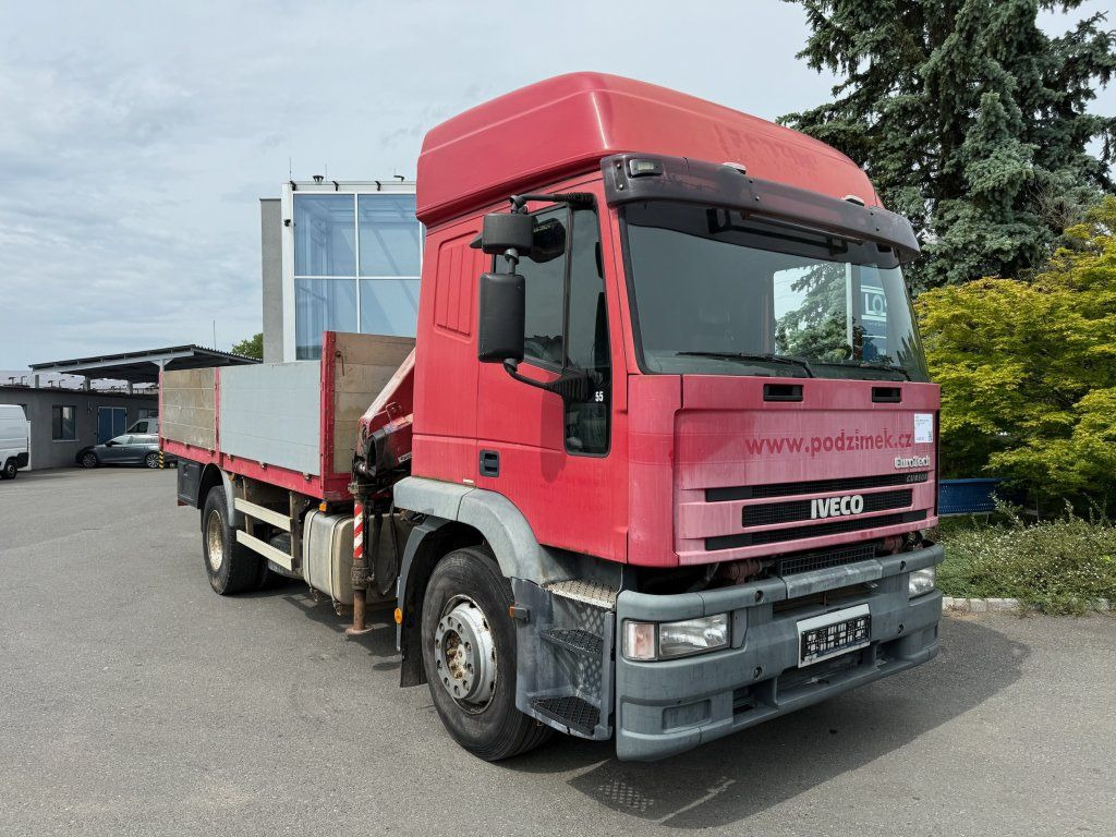 Iveco 190E35 EURO 1 Kran PM10 - Darus autó: 2 kép. Iveco 190E35 EURO 1 Kran PM10 - Darus autó: 2 kép.