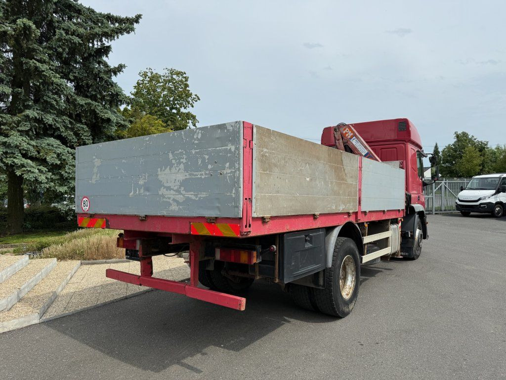 Iveco 190E35 EURO 1 Kran PM10 - Darus autó: 4 kép. Iveco 190E35 EURO 1 Kran PM10 - Darus autó: 4 kép.