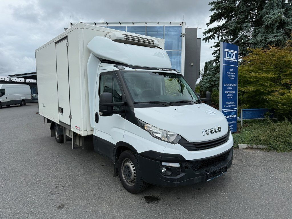 Iveco 35S16 Daily - Hűtős kisteherautó: 2 kép. Iveco 35S16 Daily - Hűtős kisteherautó: 2 kép.