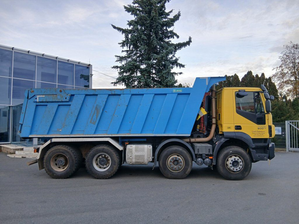 Iveco 410T50 8x4 S1 EURO 6 - Billenőplatós teherautó: 3 kép. Iveco 410T50 8x4 S1 EURO 6 - Billenőplatós teherautó: 3 kép.
