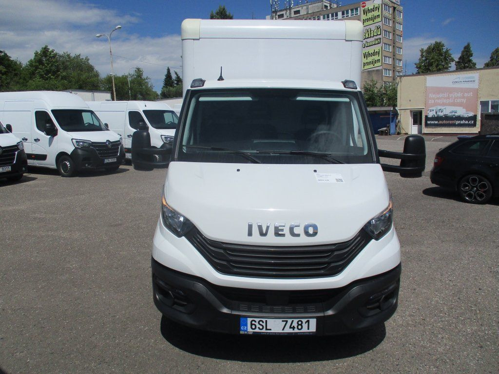 Iveco Daily 35C16, 2.3, HC, 8 palet - Dobozos kisteherautó: 2 kép. Iveco Daily 35C16, 2.3, HC, 8 palet - Dobozos kisteherautó: 2 kép.