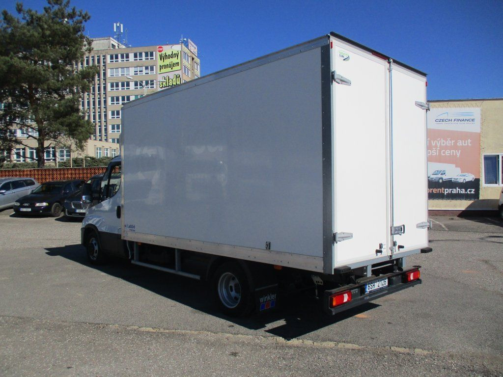 Új Hűtős kisteherautó Iveco Daily 35C16: 10 kép.