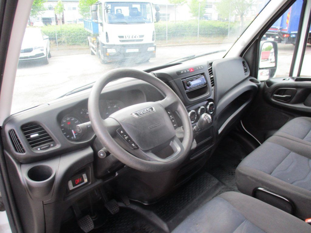 Hűtős kisteherautó Iveco Daily 35C16  Dhollandia: 15 kép.