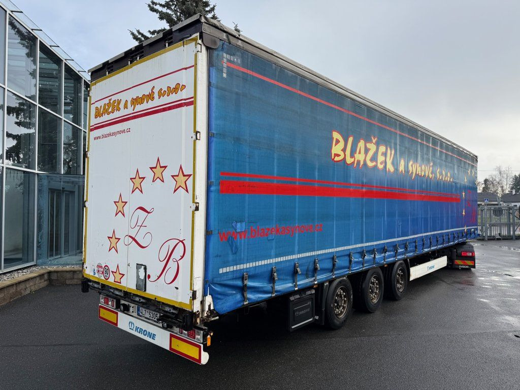 Krone MEGA/lowdeck - Ponyvás félpótkocsi: 3 kép. Krone MEGA/lowdeck - Ponyvás félpótkocsi: 3 kép.