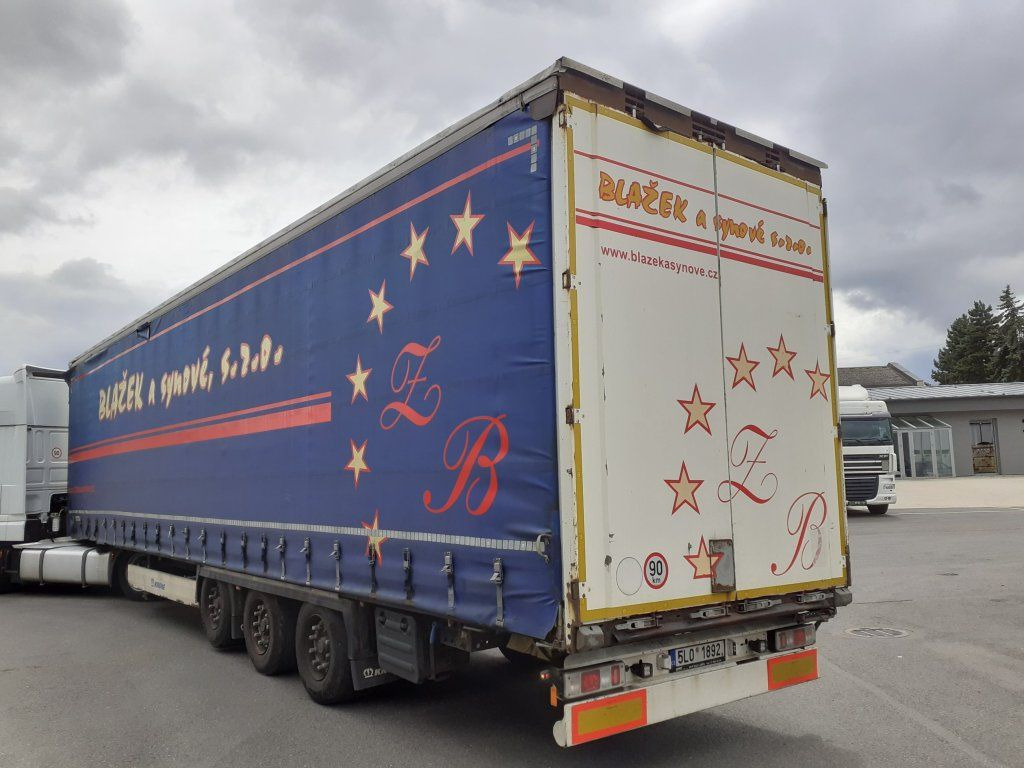 Krone SD MEGA/lowdeck - Ponyvás félpótkocsi: 4 kép. Krone SD MEGA/lowdeck - Ponyvás félpótkocsi: 4 kép.