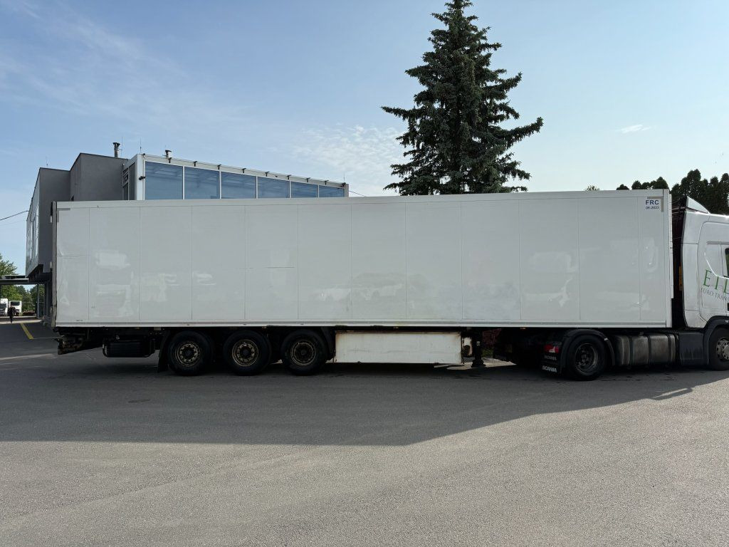Lamberet Carrier Vectro 1550 DoppelStock - Félpótkocsi dobozos: 2 kép. Lamberet Carrier Vectro 1550 DoppelStock - Félpótkocsi dobozos: 2 kép.