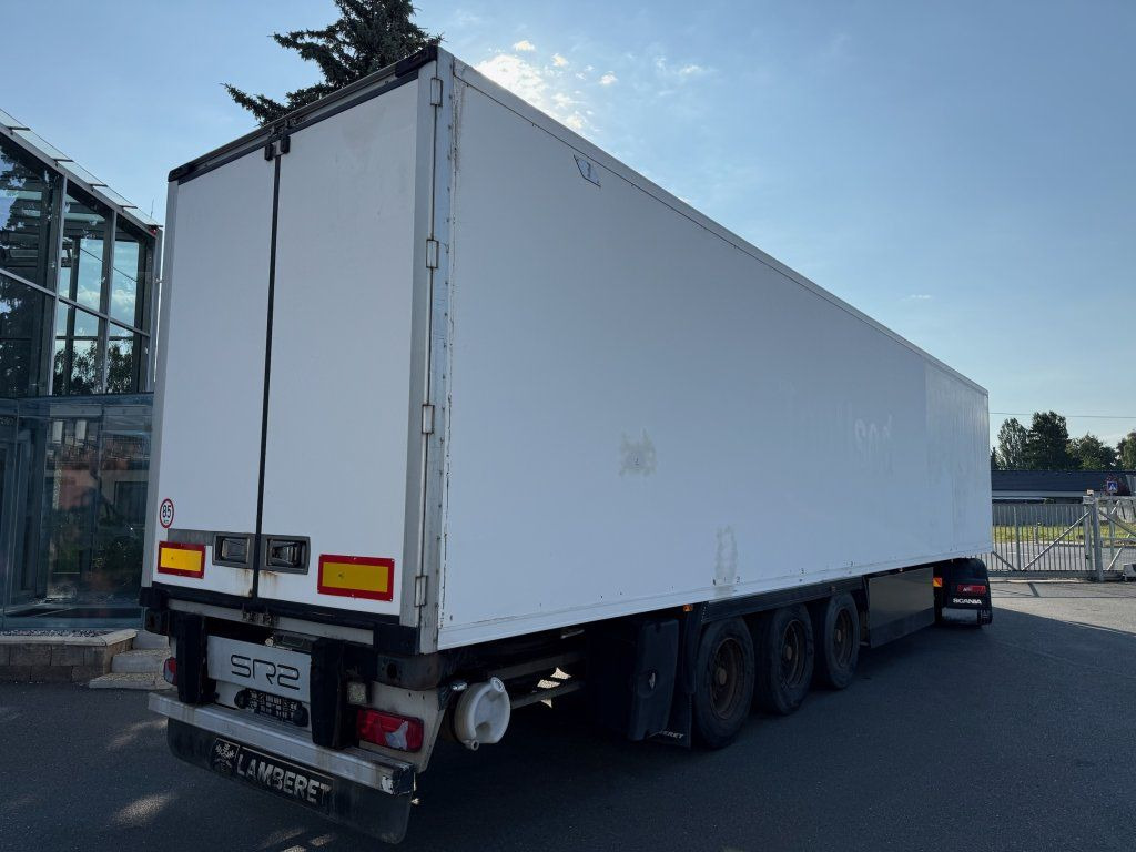 Lamberet LVF S3 Carrier Maxima 1300 - Félpótkocsi dobozos: 3 kép. Lamberet LVF S3 Carrier Maxima 1300 - Félpótkocsi dobozos: 3 kép.
