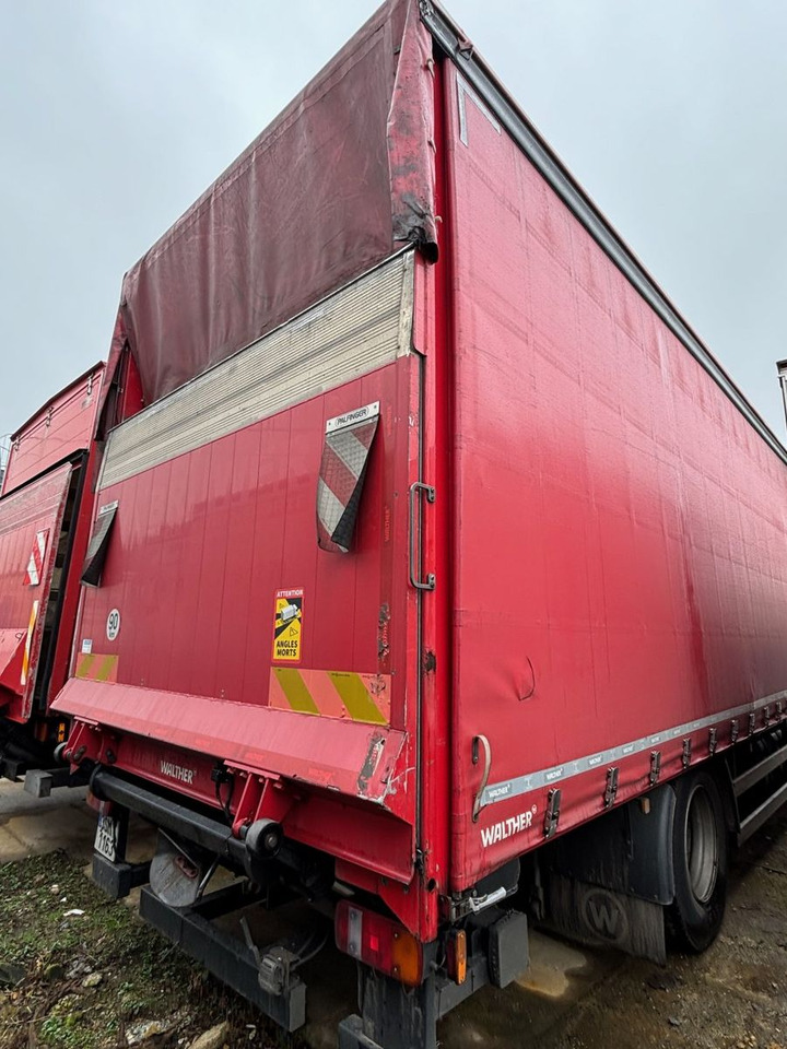 MAN TGM18.340 EURO 6 UNANGETRIEBEN - Ponyvás teherautó: 4 kép. MAN TGM18.340 EURO 6 UNANGETRIEBEN - Ponyvás teherautó: 4 kép.