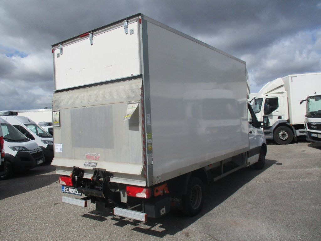 Mercedes-Benz Sprinter 514 CDi - Dobozos kisteherautó: 5 kép. Mercedes-Benz Sprinter 514 CDi - Dobozos kisteherautó: 5 kép.