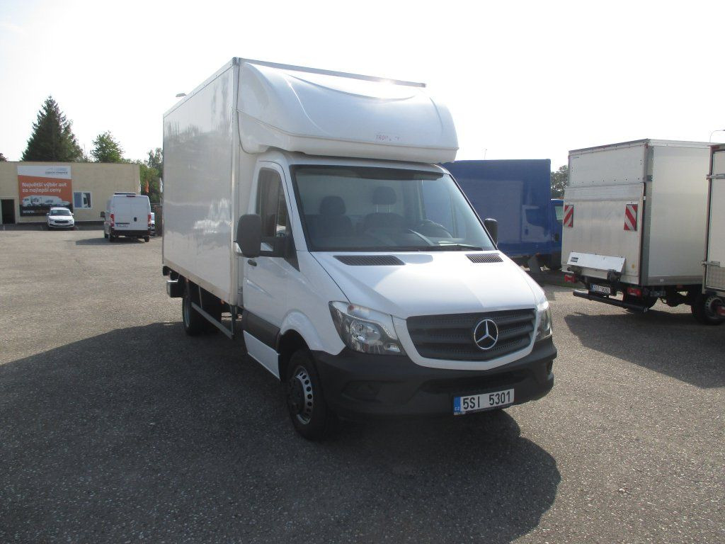 Mercedes-Benz Sprinter 514 CDi - Dobozos kisteherautó: 2 kép. Mercedes-Benz Sprinter 514 CDi - Dobozos kisteherautó: 2 kép.