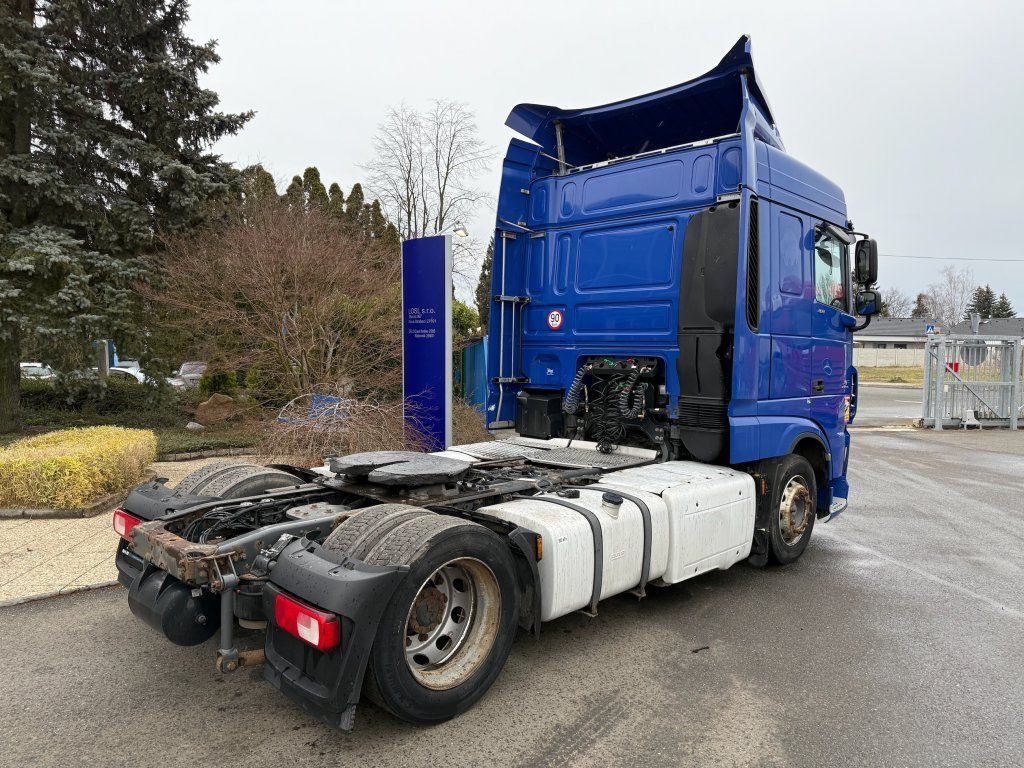 DAF XF460 EURO 6 MEGA/lowdeck - Nyergesvontató: 4 kép. DAF XF460 EURO 6 MEGA/lowdeck - Nyergesvontató: 4 kép.