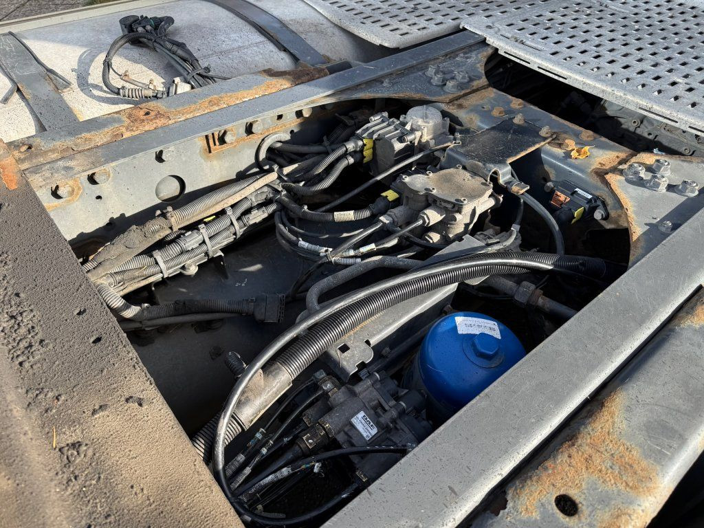 Nyergesvontató DAF XF460 SSC EURO 6: 12 kép.