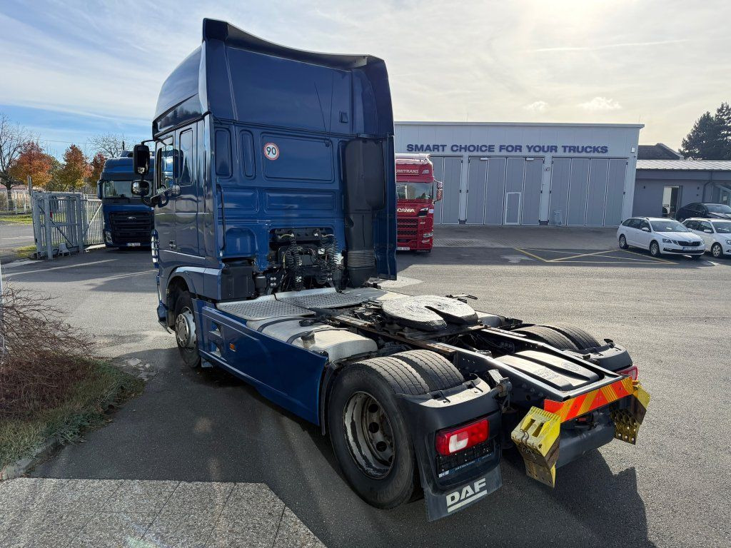 DAF XF460 SSC EURO 6 - Nyergesvontató: 5 kép. DAF XF460 SSC EURO 6 - Nyergesvontató: 5 kép.