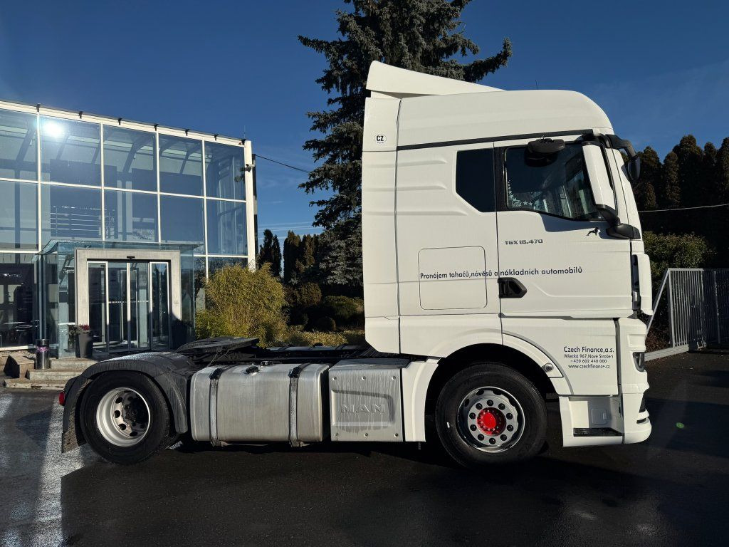 MAN TGX18.470 XLX EURO 6 - Nyergesvontató: 3 kép. MAN TGX18.470 XLX EURO 6 - Nyergesvontató: 3 kép.