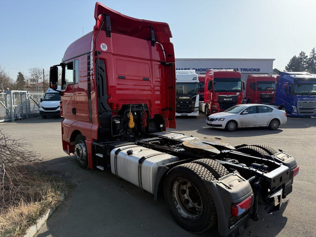 MAN TGX18.510 XLX EURO 6 MEGAlowdeck - Nyergesvontató: 5 kép. MAN TGX18.510 XLX EURO 6 MEGAlowdeck - Nyergesvontató: 5 kép.