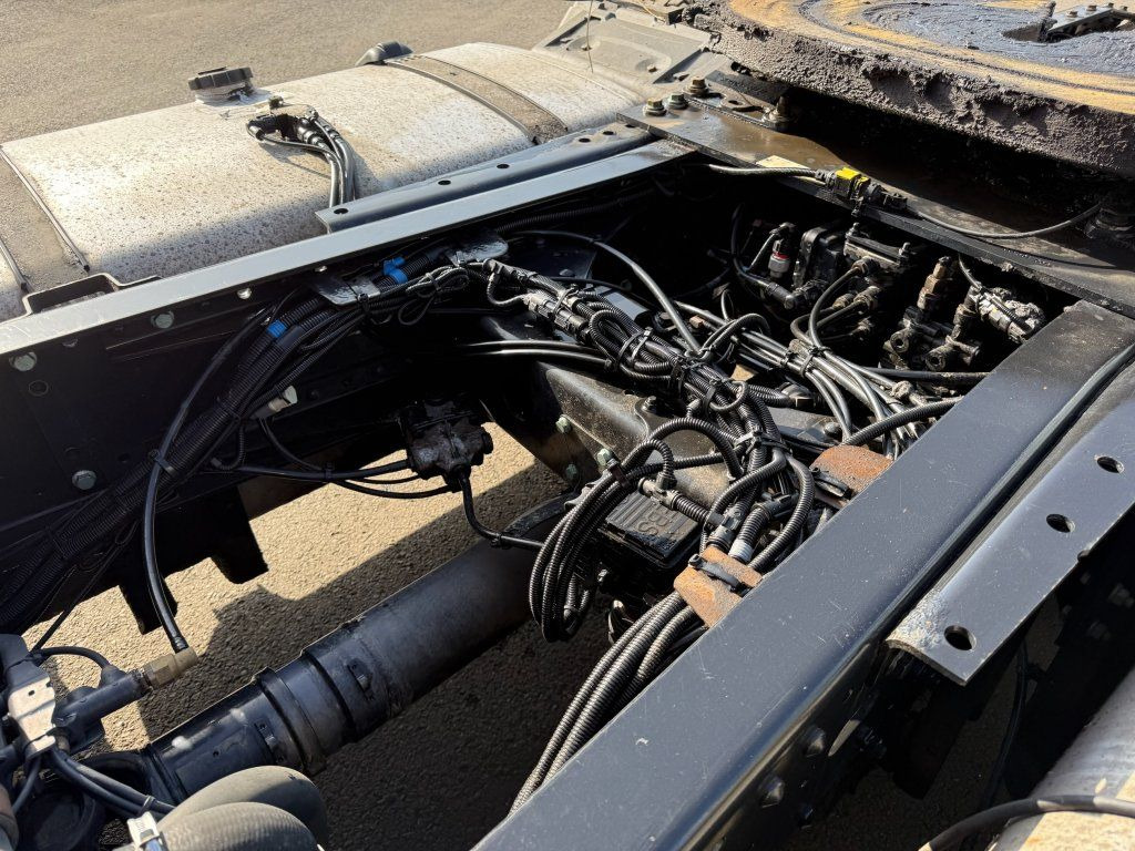 Nyergesvontató MAN TGX18.510 XLX EURO 6 MEGAlowdeck: 12 kép.