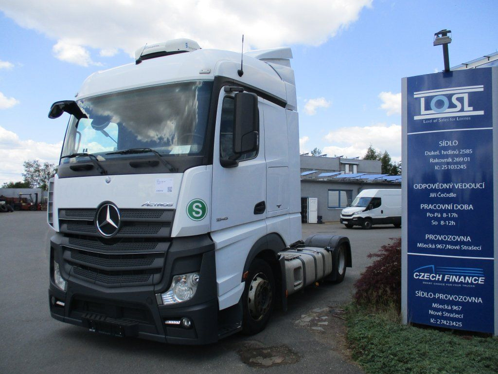 Mercedes-Benz 1845 Actros EURO 6 MEGA/lowdeck - Nyergesvontató: 1 kép. Mercedes-Benz 1845 Actros EURO 6 MEGA/lowdeck - Nyergesvontató: 1 kép.