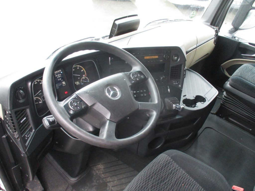 Nyergesvontató Mercedes-Benz 1845 Actros EURO 6 MEGA/lowdeck: 11 kép.