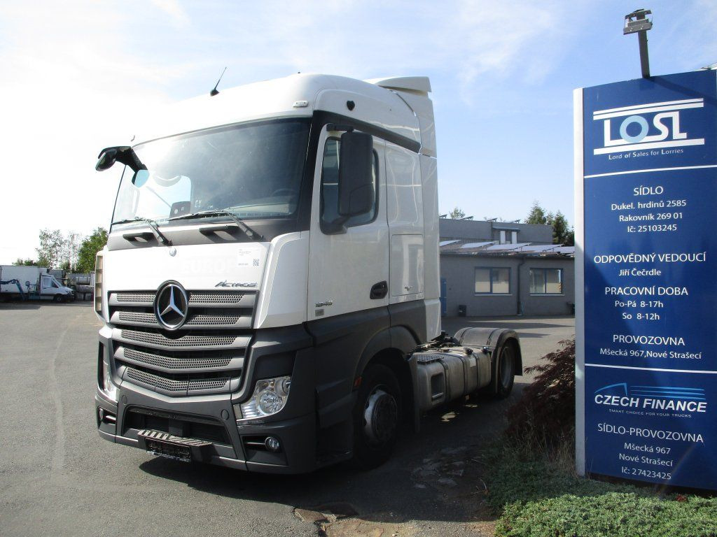Mercedes-Benz 1845 Actros EURO 6 MEGA/lowdeck - Nyergesvontató: 1 kép. Mercedes-Benz 1845 Actros EURO 6 MEGA/lowdeck - Nyergesvontató: 1 kép.