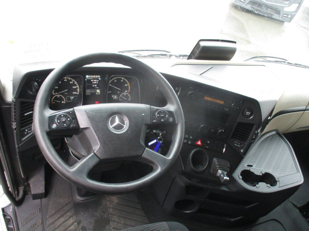 Nyergesvontató Mercedes-Benz 1845 Actros EURO 6 MEGA/lowdeck: 12 kép.