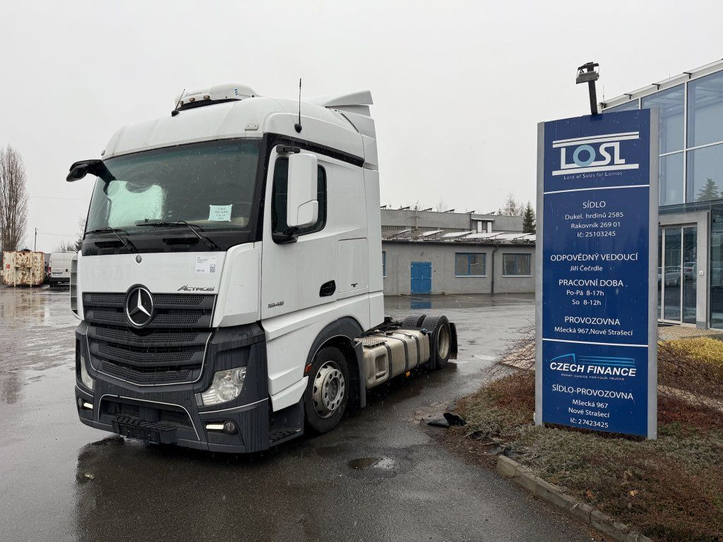 Mercedes-Benz 1845 Actros EURO 6 MEGA/lowdeck - Nyergesvontató: 1 kép. Mercedes-Benz 1845 Actros EURO 6 MEGA/lowdeck - Nyergesvontató: 1 kép.