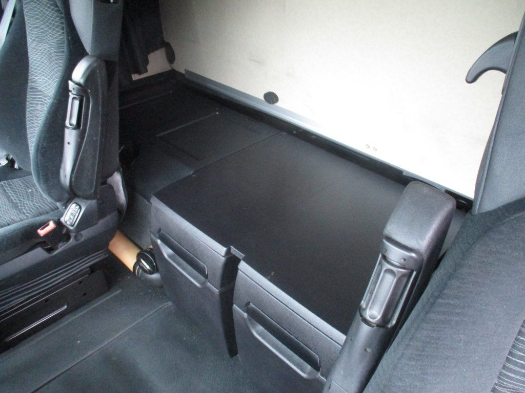 Nyergesvontató Mercedes-Benz 1845 Actros EURO 6 MEGA/lowdeck: 15 kép.