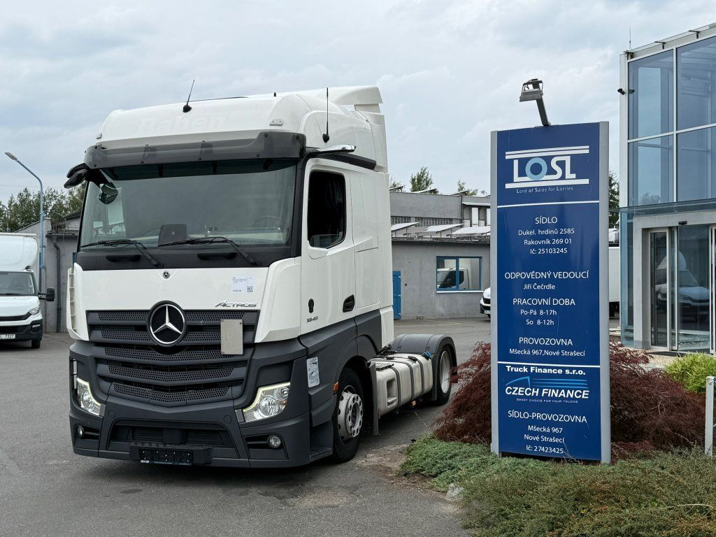 Mercedes-Benz 1845 Actros EURO 6 MEGA/lowdeck - Nyergesvontató: 1 kép. Mercedes-Benz 1845 Actros EURO 6 MEGA/lowdeck - Nyergesvontató: 1 kép.