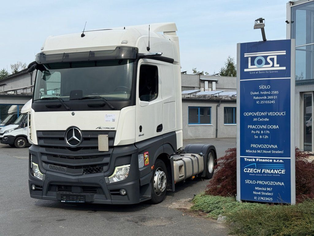 Mercedes-Benz 1845 Actros EURO 6 MEGA/lowdeck - Nyergesvontató: 1 kép. Mercedes-Benz 1845 Actros EURO 6 MEGA/lowdeck - Nyergesvontató: 1 kép.