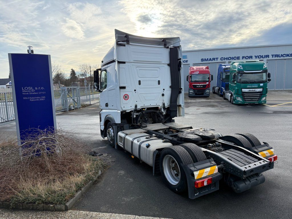 Mercedes-Benz 1845 Actros EURO 6 MEGA/lowdeck - Nyergesvontató: 5 kép. Mercedes-Benz 1845 Actros EURO 6 MEGA/lowdeck - Nyergesvontató: 5 kép.