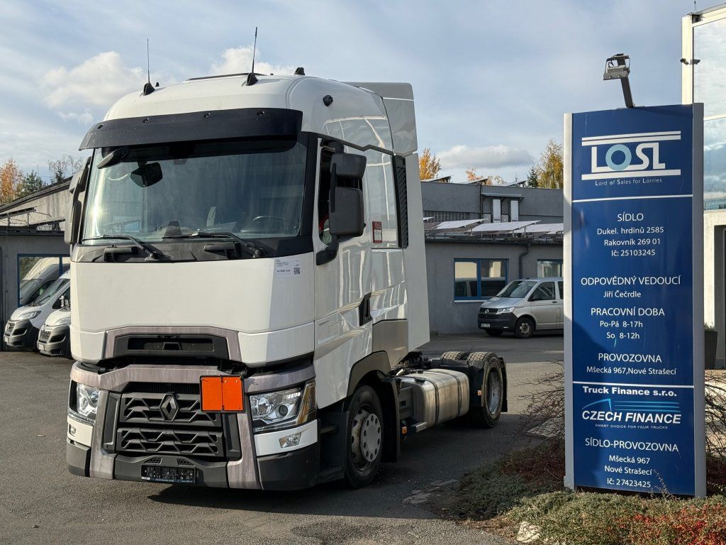 Renault T460 EURO 6 MEGA/lowdeck - Nyergesvontató: 1 kép. Renault T460 EURO 6 MEGA/lowdeck - Nyergesvontató: 1 kép.