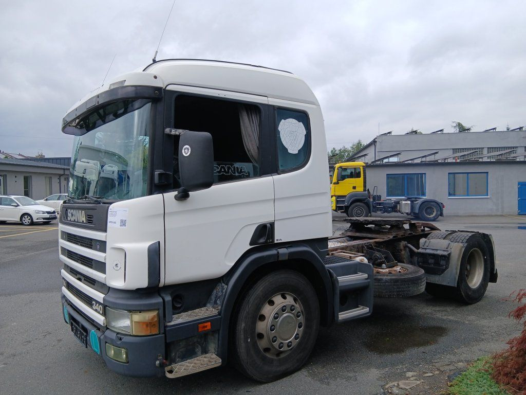 Scania P114 340 - Nyergesvontató: 3 kép. Scania P114 340 - Nyergesvontató: 3 kép.