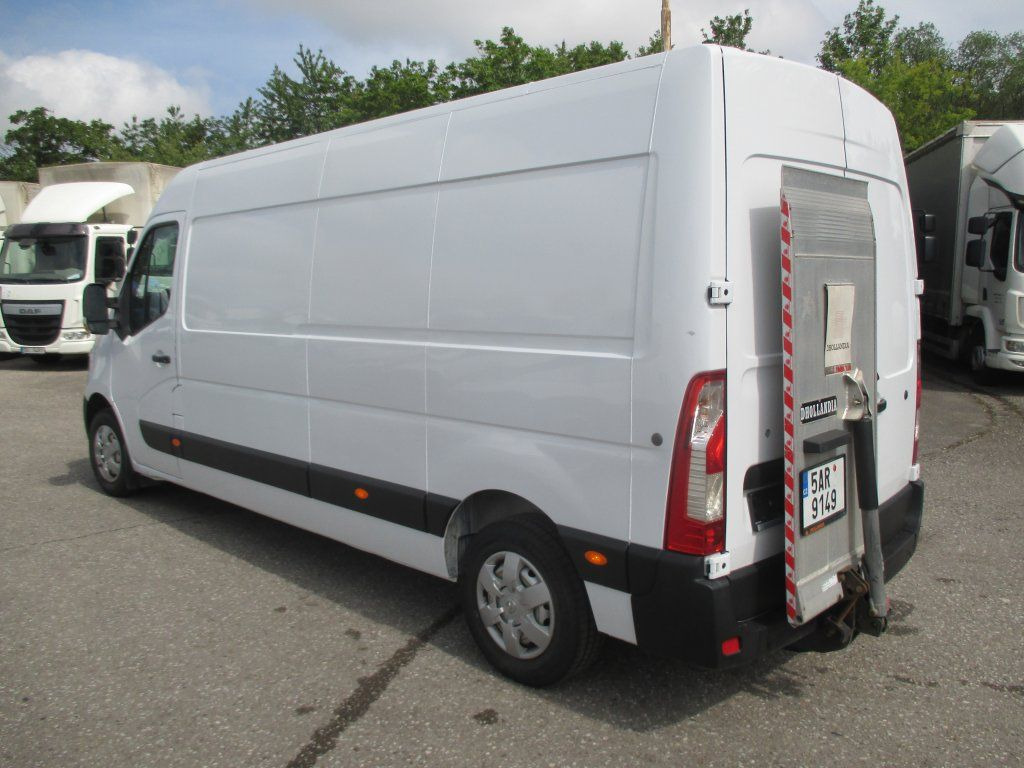 Opel Movano 2.3Cdti - Furgon: 3 kép. Opel Movano 2.3Cdti - Furgon: 3 kép.