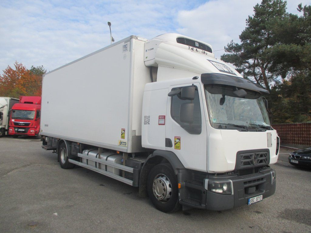 Renault D18 320 - Hűtős teherautó: 3 kép. Renault D18 320 - Hűtős teherautó: 3 kép.