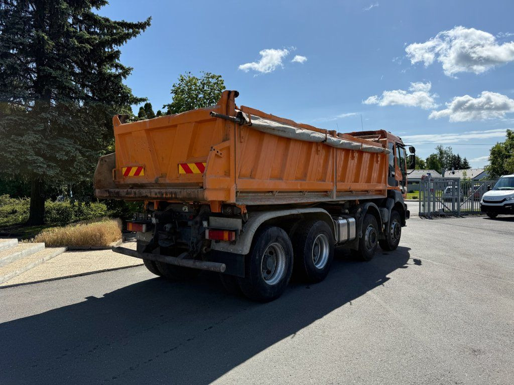 Renault Kerax 420 S3 8x4 EURO 3 - Billenőplatós teherautó: 5 kép. Renault Kerax 420 S3 8x4 EURO 3 - Billenőplatós teherautó: 5 kép.