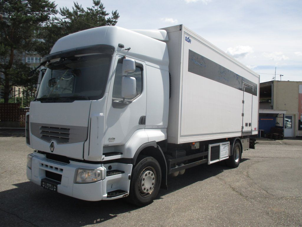 Renault Premium 460 - Hűtős teherautó: 1 kép. Renault Premium 460 - Hűtős teherautó: 1 kép.
