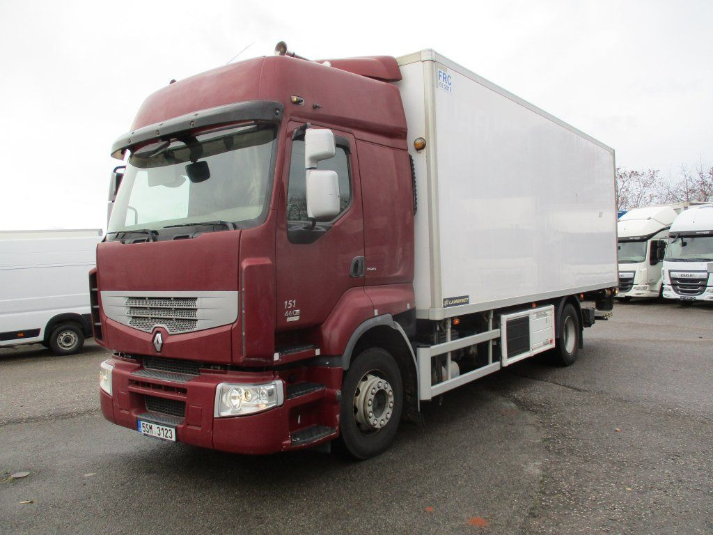 Renault Premium 460 - Dobozos felépítményű teherautó: 1 kép. Renault Premium 460 - Dobozos felépítményű teherautó: 1 kép.