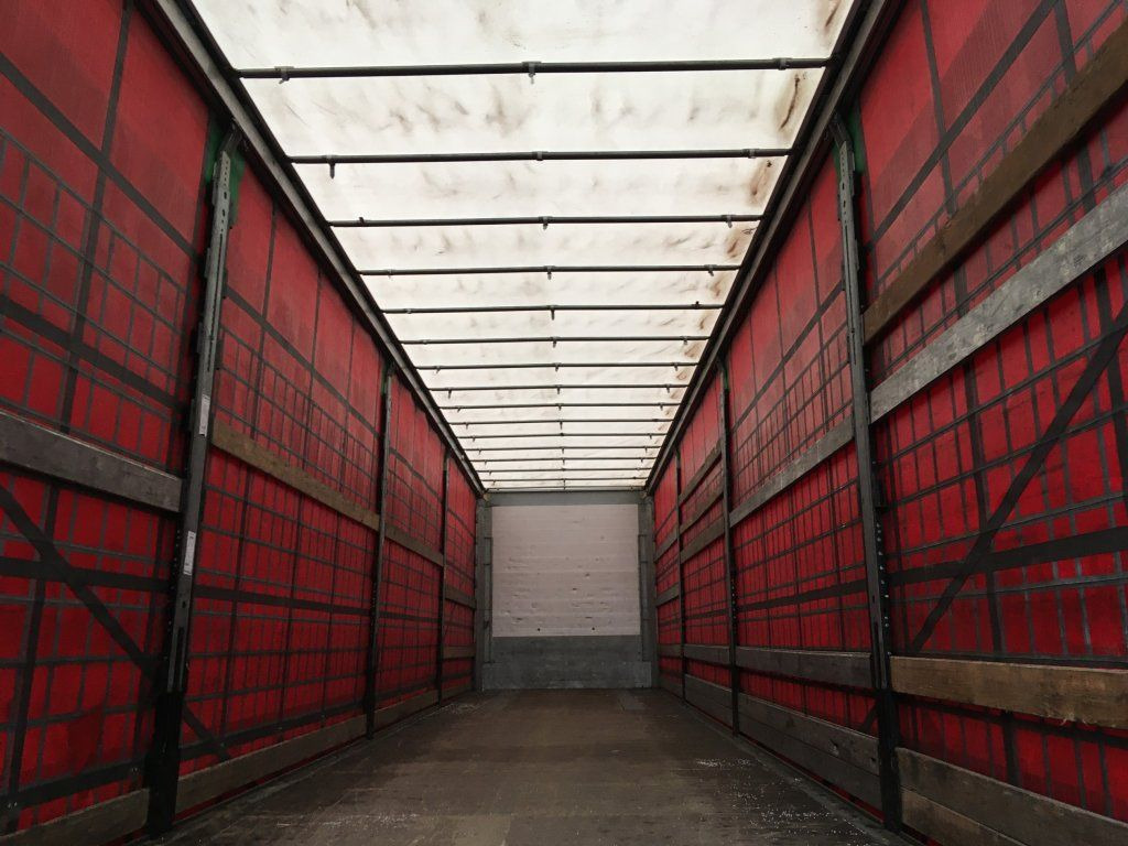 Schmitz Cargobull SCB*S3T standard/lifting roof/Hubdach 2,70-2,85m lízing Schmitz Cargobull SCB*S3T standard/lifting roof/Hubdach 2,70-2,85m: 8 kép. Schmitz Cargobull SCB*S3T standard/lifting roof/Hubdach 2,70-2,85m lízing Schmitz Cargobull SCB*S3T standard/lifting roof/Hubdach 2,70-2,85m: 8 kép.