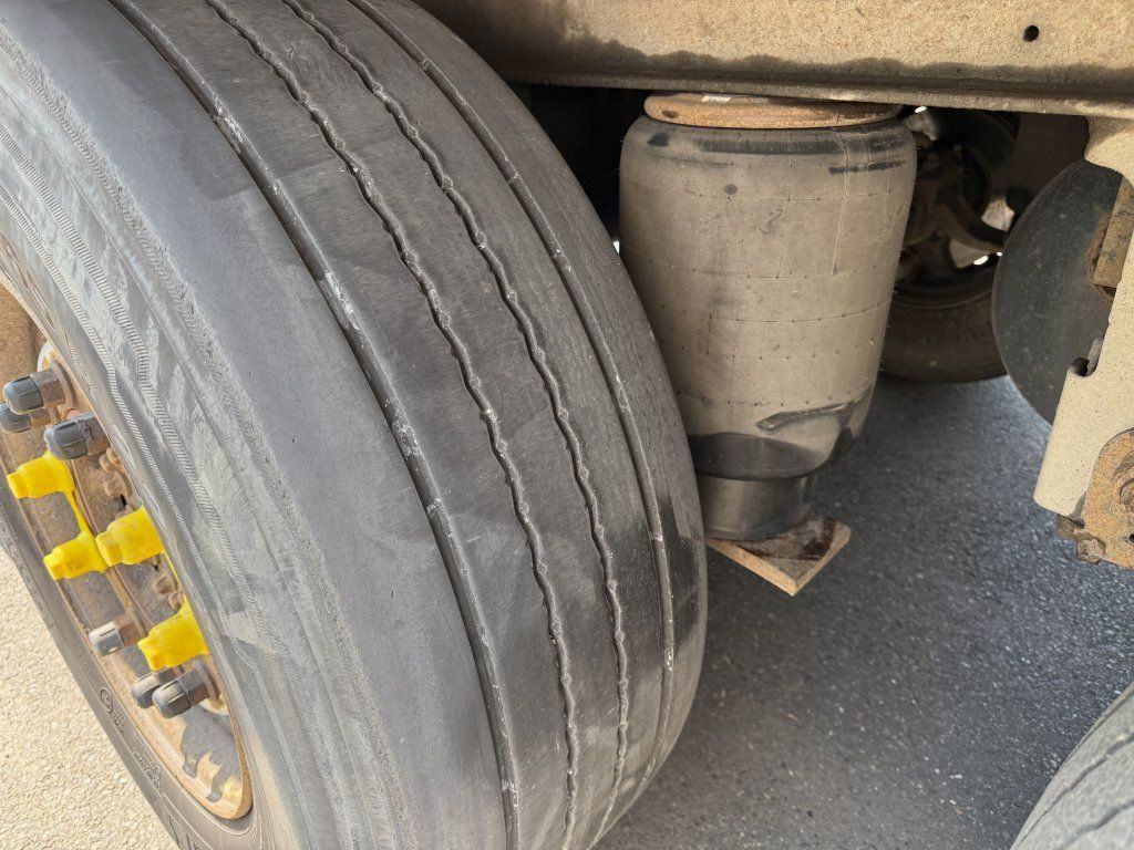 Schmitz Cargobull SKO24 Carrier COOL - Félpótkocsi dobozos: 4 kép. Schmitz Cargobull SKO24 Carrier COOL - Félpótkocsi dobozos: 4 kép.
