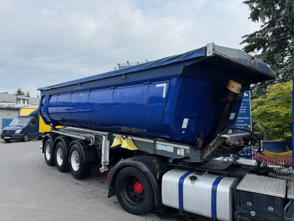 Schwarzmüller 25m3 THERMO - Félpótkocsi billenőplatós: 1 kép. Schwarzmüller 25m3 THERMO - Félpótkocsi billenőplatós: 1 kép.