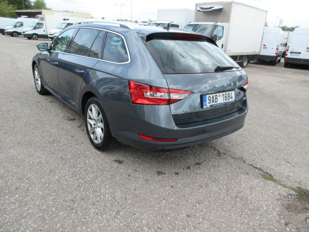 Skoda 2.0 Tdi Style - Kombi: 5 kép. Skoda 2.0 Tdi Style - Kombi: 5 kép.